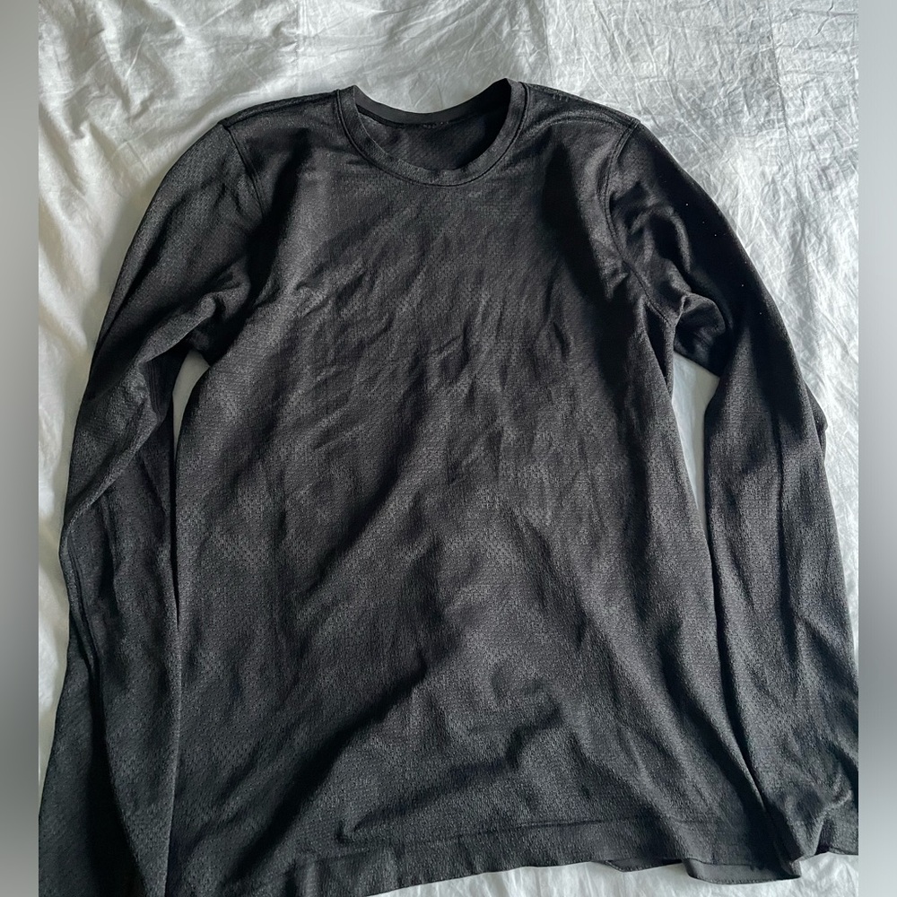 Men’s long sleeve lululemon pattern shirt